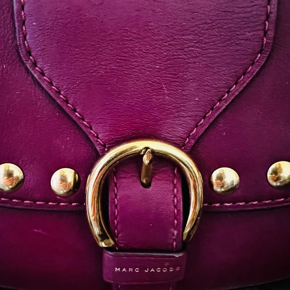 Gorgeous Marc Jacobs Stud Cross Body Shoulder Strap Adjustable Purse - Picture 7 of 8